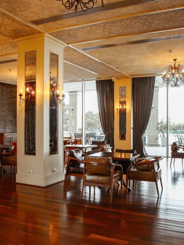 Hospitality / Retail / Restaurant